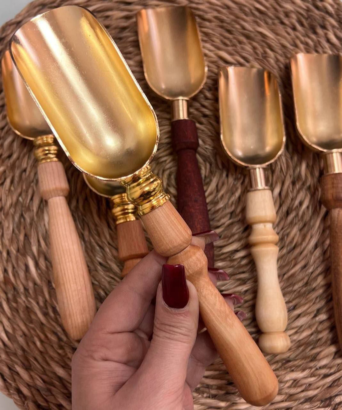 قاشق آجیل دسته چوبی