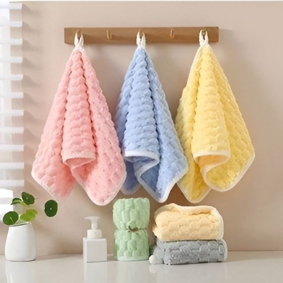 دستمال یا حوله دست و صورت پفکی ها